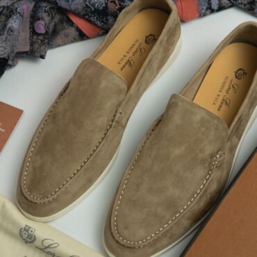 LORO PIANA SUMMER WALK