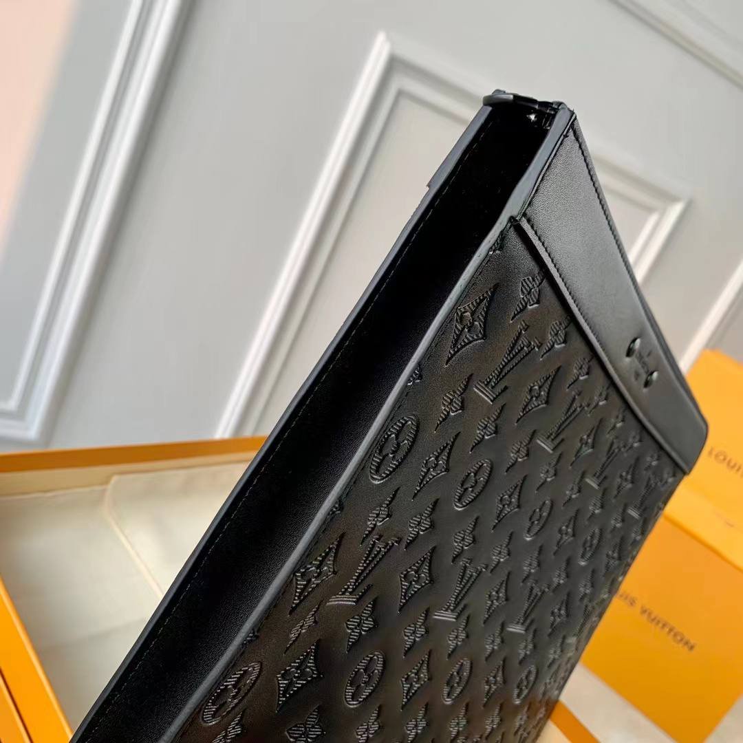 LV POUCH - الصورة 5