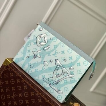LV POUCH