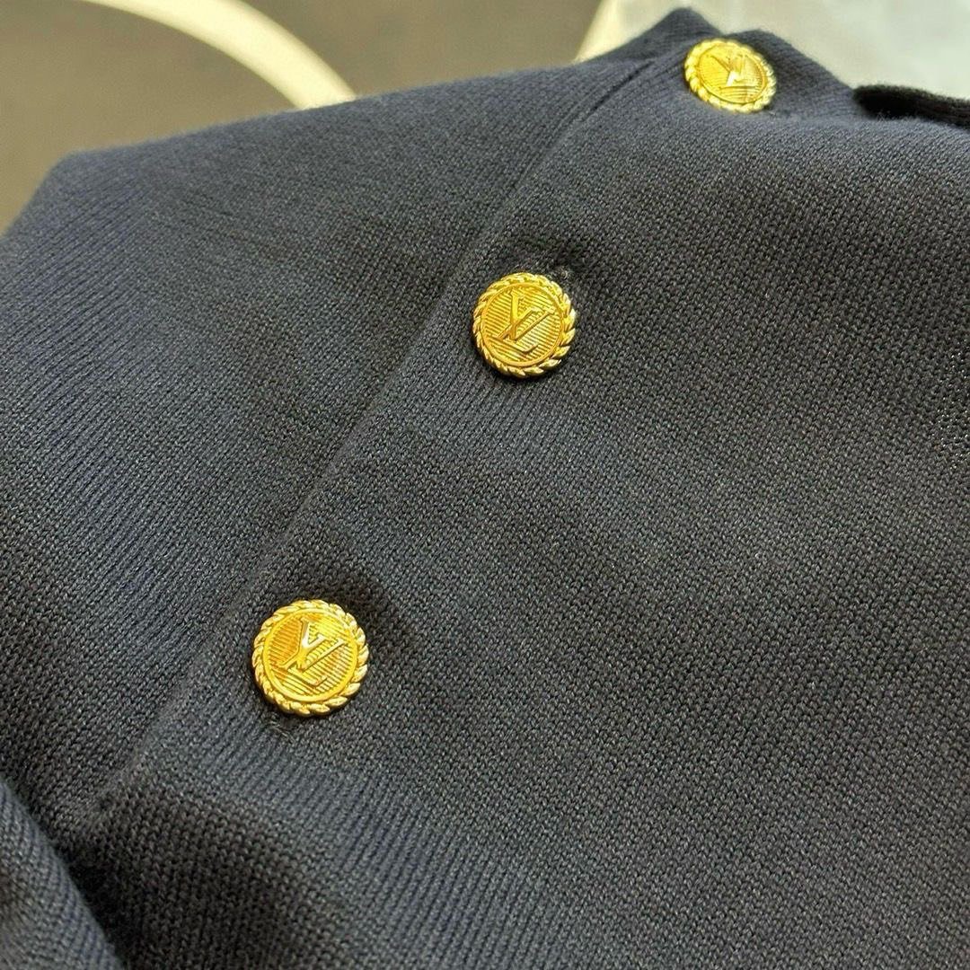 LV T-SHIRT - الصورة 4