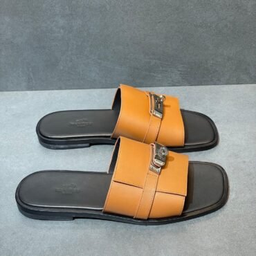 GABRIEL SANDAL