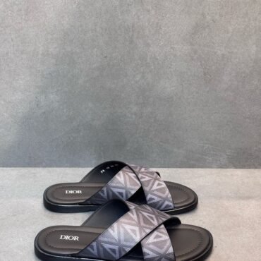 DIOR SLIPPER